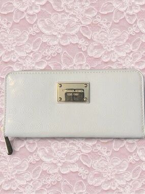 Michael Kors White Embossed Logo Zip-Around Wallet with Gold Plate